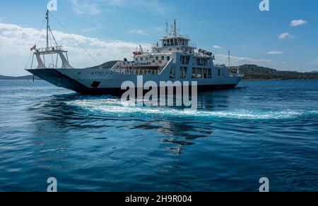 Il traghetto per l'isola di la Maddalena, Sardegna, Italia Foto Stock