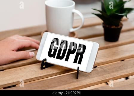 Testo che mostra l'ispirazione GDPR. Parola scritta sulla normativa che protegge i dati personali e la privacy dei cittadini dell'UE chiamata vocale e video Foto Stock