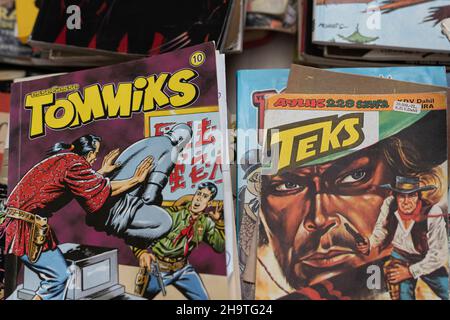 Ankara, Turchia - Dicembre 05 2021: Fumetti in un mercato delle pulci Foto Stock