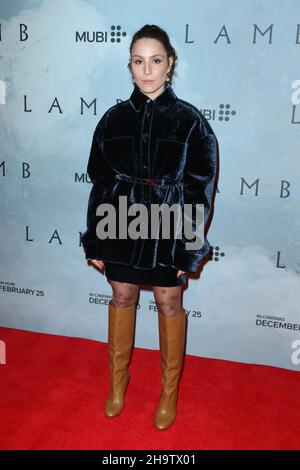 Noomi Rapace, Lamb - Gala Screening, Picturehouse Ritzy Cinema, Londra, UK, 08 dicembre 2021, Foto di Richard Goldschmidt Foto Stock