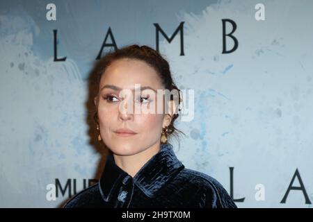 Noomi Rapace, Lamb - Gala Screening, Picturehouse Ritzy Cinema, Londra, UK, 08 dicembre 2021, Foto di Richard Goldschmidt Foto Stock