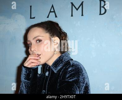 Noomi Rapace, Lamb - Gala Screening, Picturehouse Ritzy Cinema, Londra, UK, 08 dicembre 2021, Foto di Richard Goldschmidt Foto Stock