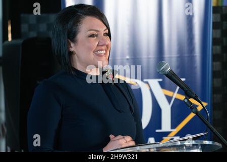 Austin, Texas, Stati Uniti. 8th Dic 2021. Austin, Texas - Joy Diaz annuncia la sua corsa per il governatore del Texas. (Credit Image: © Sandra Dahdah/ZUMA Press Wire) Foto Stock