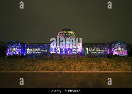 Tokyo, Giappone. 08th Dic 2021. Anteprima stampa 'TOKYO LIGHTS'. Prima volta a Tokyo. Il più grande concorso internazionale di mappe di proiezione in Asia, "1 minuti Projection Mapping Competition", il 8 dicembre 2021 a Tokyo, Giappone. (Foto di Kazuki Oishi/Sipa USA) Credit: Sipa USA/Alamy Live News Foto Stock