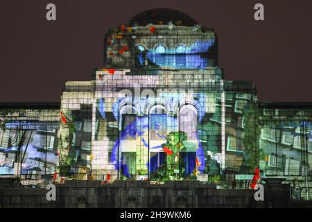 Tokyo, Giappone. 08th Dic 2021. Anteprima stampa 'TOKYO LIGHTS'. Prima volta a Tokyo. Il più grande concorso internazionale di mappe di proiezione dell'Asia, '1 minute Projection Mapping Competition'.Artist, motordrivw, Country Japan. Il 8 dicembre 2021 a Tokyo, Giappone. (Foto di Kazuki Oishi/Sipa USA) Credit: Sipa USA/Alamy Live News Foto Stock