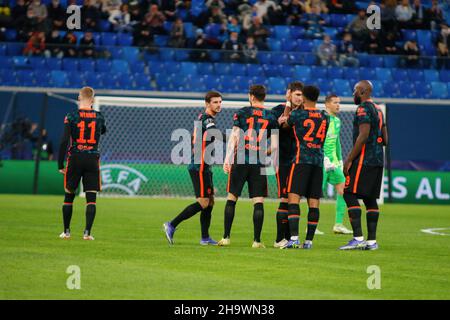 San Pietroburgo, Russia. 08th Dic 2021. I giocatori di Chelsea in azione durante la UEFA Champions League, partita di calcio tra Zenit e Chelsea alla Gazprom Arena.(Punteggio finale; Zenit 3:3 Chelsea) Credit: SOPA Images Limited/Alamy Live News Foto Stock