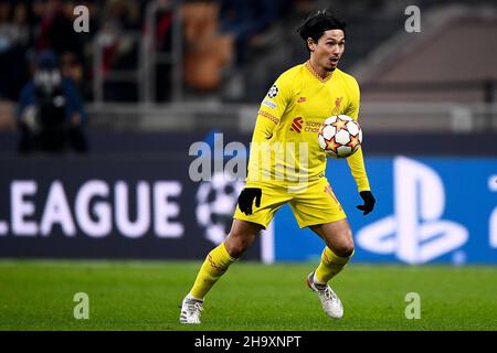 Milano, Italia. 07 dicembre 2021. Takumi Minamino del Liverpool FC in azione durante la partita di calcio UEFA Champions League tra l'AC Milan e il Liverpool FC. Credit: Nicolò campo/Alamy Live News Foto Stock