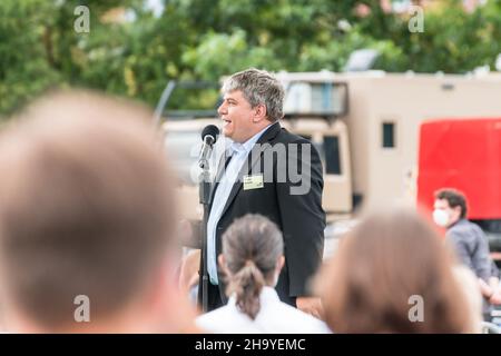 Regensburg, Baviera, Germania, 18. Agosto 2021, precedente oratore alla campagna apparizione di Annalena Baerbock del partito tedesco Buendnis 90 Foto Stock