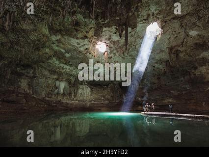 Suytun Cenote - Yucatan, Messico Foto Stock