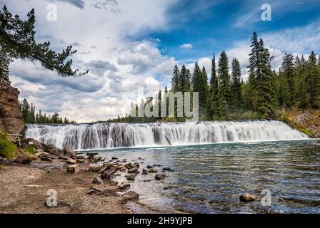 Cave Falls, Falls River, Yellowstone National Park, Wyoming, USA Foto Stock