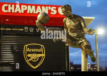 Londra, Regno Unito. 09th Dic 2021. Londra, Inghilterra, dicembre 9th 20 General view Out the Stadium durante la partita UEFA Womens Champions League Group C tra l'Arsenal e Barcellona all'Emirates Stadium di Londra, Inghilterra Natalie Mincher/SPP Credit: SPP Sport Press Photo. /Alamy Live News Foto Stock