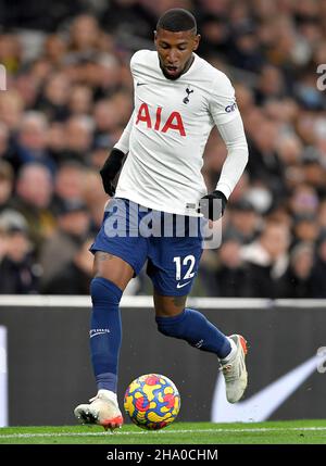 Emerson of Tottenham Hotspur - Tottenham Hotspur v Leeds United, Premier League, Tottenham Hotspur Stadium, Londra, Regno Unito - 21st novembre 2021 solo per uso editoriale - si applicano le restrizioni DataCo Foto Stock
