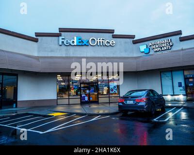 Un ufficio FedEx store in Modesto Calfiornia Foto Stock