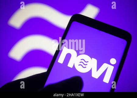 Ucraina. 09th Dic 2021. In questa foto, sullo smartphone viene visualizzato il logo Novi Financial, Inc. Credit: SOPA Images Limited/Alamy Live News Foto Stock