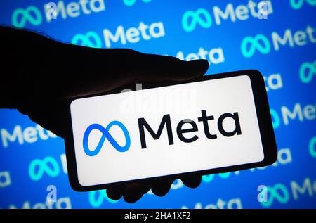 Ucraina. 09th Dic 2021. In questa figura, sullo smartphone viene visualizzato il logo Meta. Credit: SOPA Images Limited/Alamy Live News Foto Stock