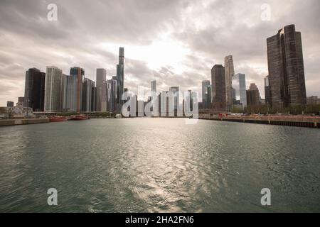 Chicago, Illinois, USA Chicago Skyline visto dal lago Michigan Foto Stock