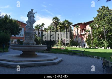 Visitare Opatija, costa adriatica, Croazia, Balcani, Europa Foto Stock