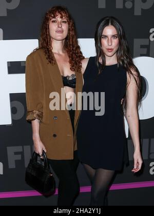 HOLLYWOOD, LOS ANGELES, CALIFORNIA, USA - 09 DICEMBRE: L'attrice Rumer Glenn Willis e la sorella/attrice Scout LaRue Willis arriva al Flip Grand Launch Event ospitato dall'artista Halsey, nominato da Grammy, con le esibizioni di Scout Willis, BIA, e Kehlani tenute ad Avalon Hollywood il 9 dicembre 2021 a Hollywood, Los Angeles, California, Stati Uniti. (Foto di Xavier Collin/Image Press Agency) Foto Stock