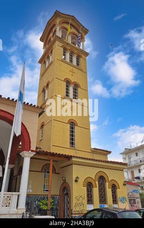 LARIS, GRECIA - Dic 06, 2021: Chiesa Metropolitana di Agios AchilleosAgios Achilleios è la Chiesa Metropolitana della città di Larissa Foto Stock