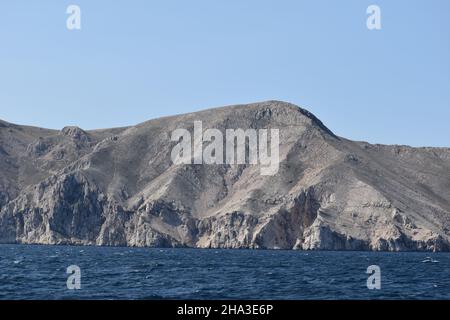 Navigazione attraverso l'isola croata, Sveti Grgur, Prvic, Krk, mare adriatico, Croato, Europa Foto Stock