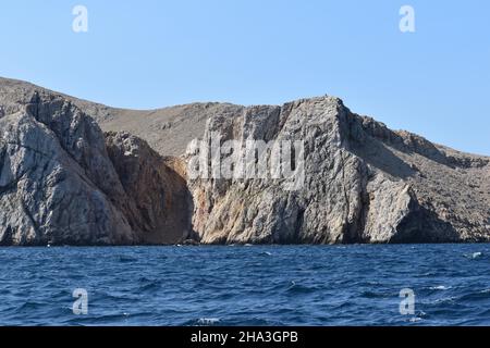 Navigazione attraverso l'isola croata, Sveti Grgur, Prvic, Krk, mare adriatico, Croato, Europa Foto Stock