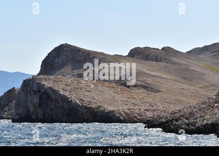 Navigazione attraverso l'isola croata, Sveti Grgur, Prvic, Krk, mare adriatico, Croato, Europa Foto Stock