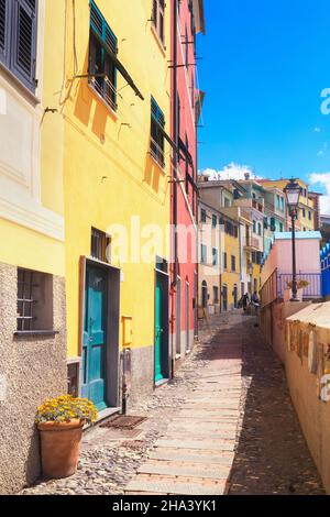 Il pittoresco villaggio di Bogliasco, Bogliasco, Liguria, Italia, Europa Foto Stock