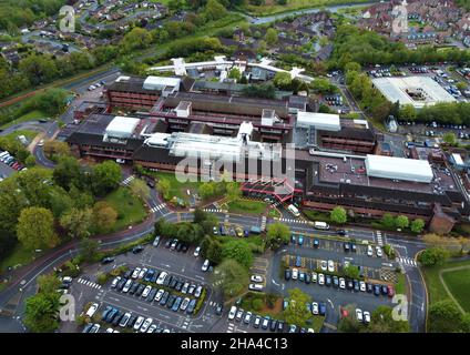 Fotografia aerea del Princess Royal Hospital di Haywards Heath in ospedale gestito da University Hospitals Sussex NHS Foundation Trust. Foto Stock