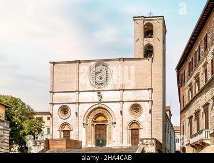 Duomo Santa Maria Annunziata di Todi in Umbria Foto Stock