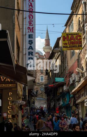 Istanbul, Turchia - 4 settembre 2021: Il famoso mercato orientale del Gran Bazaar di Istanbul. Foto Stock