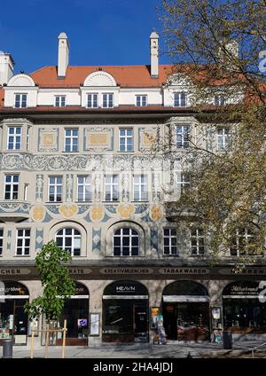 ruffinihaus, (gruppo di tre case) su rindermarkt, costruito da gabriel von seidl nel 1903 - 1905, facciata con affreschi Foto Stock