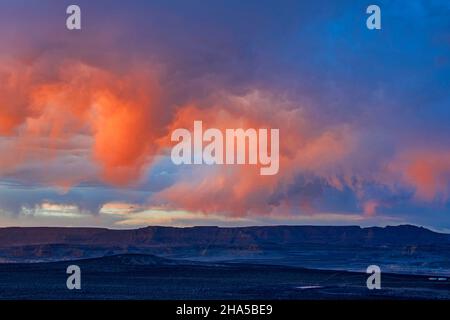 Sunset Sky sul lago Powell, Page, Arizona Foto Stock