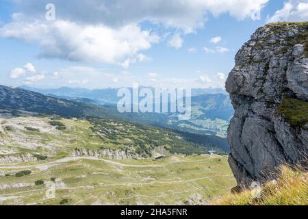 austria, kleinwalsertal, sentiero escursionistico, vista da hohen ifen a gottesacker. Foto Stock