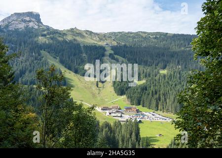 austria, kleinwalsertal, vista sul hohen ifen. Foto Stock