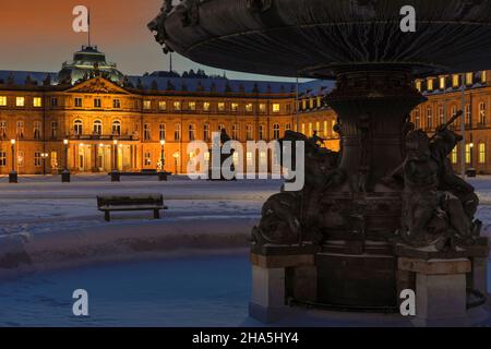 nuovo castello in schlossplatz in inverno, stoccarda, baden-wuerttemberg, germania Foto Stock