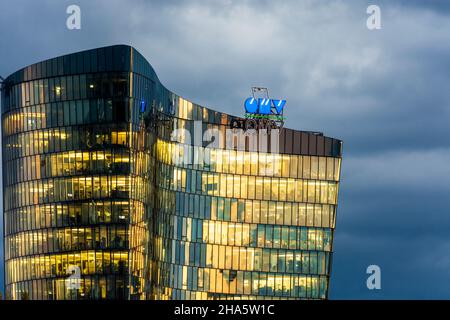 vienna, sede centrale omv nel 02. leopoldstadt, vienna, austria Foto Stock