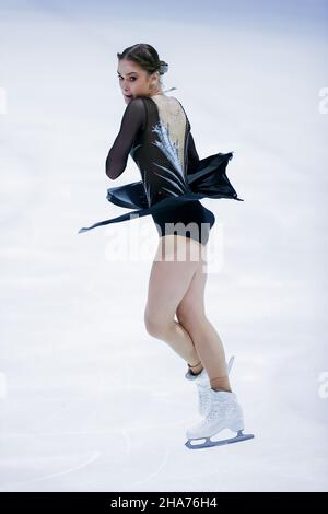 Neuss, Germania. 10th Dic 2021. Pattinaggio a figure: Campionato tedesco: Individuale, Donne, programma breve: Kristina Isaev sul ghiaccio. Credit: Rolf Vennenbernd/dpa/Alamy Live News Foto Stock