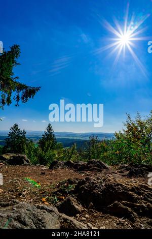 Escursioni a Kuernburg vicino a Stamsried nelle foreste bavaresi Foto Stock