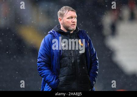 Hull, Regno Unito. 11th Dic 2021. Grant McCann manager di Hull City durante la partita a Hull, Regno Unito il 12/11/2021. (Foto di James Heaton/News Images/Sipa USA) Credit: Sipa USA/Alamy Live News Foto Stock