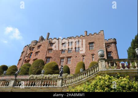 Powis Castle and Gardens Welshpool Powys Wales UK Foto Stock