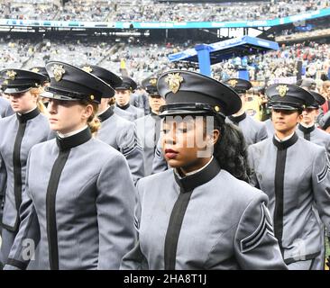 East Rutherford, New Jersey, Stati Uniti. 11th Dic 2021. 11 dicembre 2021, East Rutherford NJ- Army Cadets durante la passeggiata al MetLife Stadium (Credit Image: © Ricky Fitchett/ZUMA Press Wire) Foto Stock