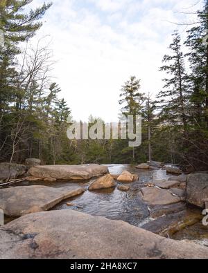 Dianaa's Bath è una serie di piccole cascate nella zona di North Conway del New Hampshire, Stati Uniti. Foto Stock