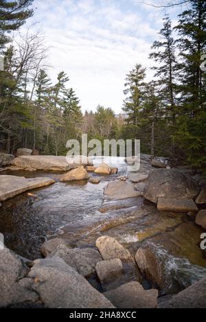 Dianaa's Bath è una serie di piccole cascate nella zona di North Conway del New Hampshire, Stati Uniti. Foto Stock