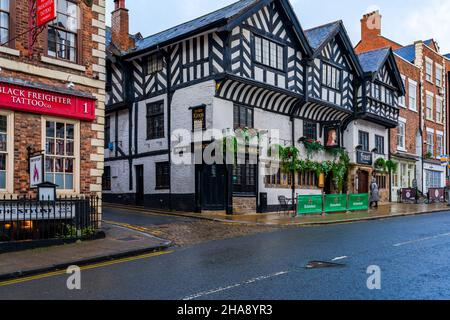 CHESTER, CHESHIRE, REGNO UNITO - 06 DICEMBRE 2021 Foto Stock