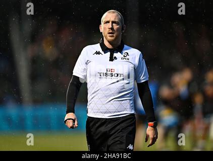 Barnet, Regno Unito. 11th Dic 2021. COPPA sfida EPCR. Saracens V Edinburgh Rugby. Stadio StoneX. Barnet. Tual Trainini (Referee). Credit: Sport in immagini/Alamy Live News Foto Stock