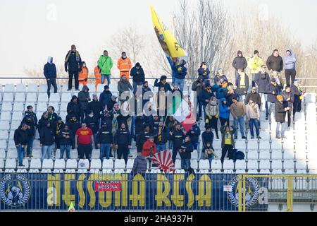 Frosinone Supporters durante AC Monza vs Frosinone Calcio, partita di calcio italiana Serie B a Monza (MB), Italia, dicembre 11 2021 Foto Stock