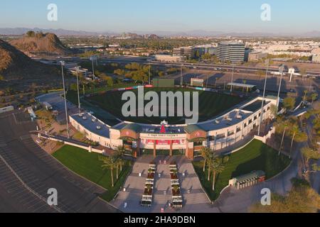 Una vista aerea dello stadio Tempe Diablo, martedì 2 marzo 2021, a Tempe, Ariz. Il complesso è la casa di allenamento primaverile dei Los Angeles Angels. Foto Stock