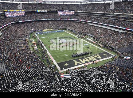 East Rutherford, Stati Uniti. 11th Dic 2021. Il campo è pronto per il lancio di coint prima che i Navy Midshipmen suonino i Cavalieri neri dell'esercito nel 122nd tradizionale gioco militare-navale al MetLife Stadium di East Rutherford, NJ Sabato 11 dicembre 2021. Foto di John Angelillo/UPI Credit: UPI/Alamy Live News Foto Stock