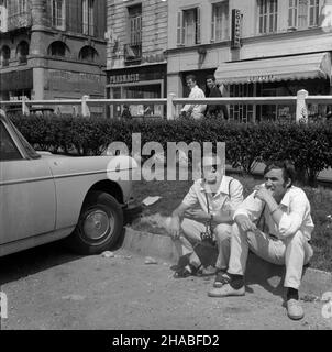 Francja, Rouen, 1969-08. Rouen latem. rynek w Rouen. mb PAP/Cezary Langda Dok³adny dzieñ wydarzenia nieustalony. Francia, Rouen, agosto 1969. Rouen in estate. Nella foto: Marketplace. mb PAP/Cezary Langda Foto Stock