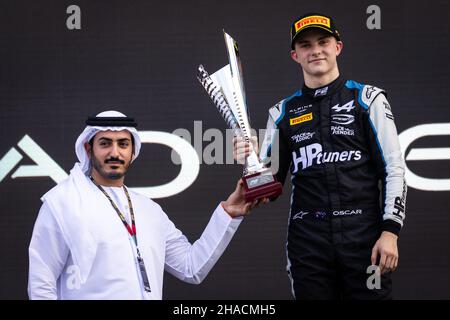 Piastri Oscar (aus), Prema Racing, Dallara F2, ritratto nel corso del round 8th del Campionato FIA di Formula 2 2021 dal 10 al 12 dicembre 2021 sul circuito Yas Marina, a Yas Island, Abu Dhabi - Foto: Sebastian Rozendaal/DPPI/LiveMedia Foto Stock